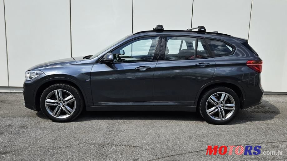 2019' BMW X1 Sdrive18D photo #3