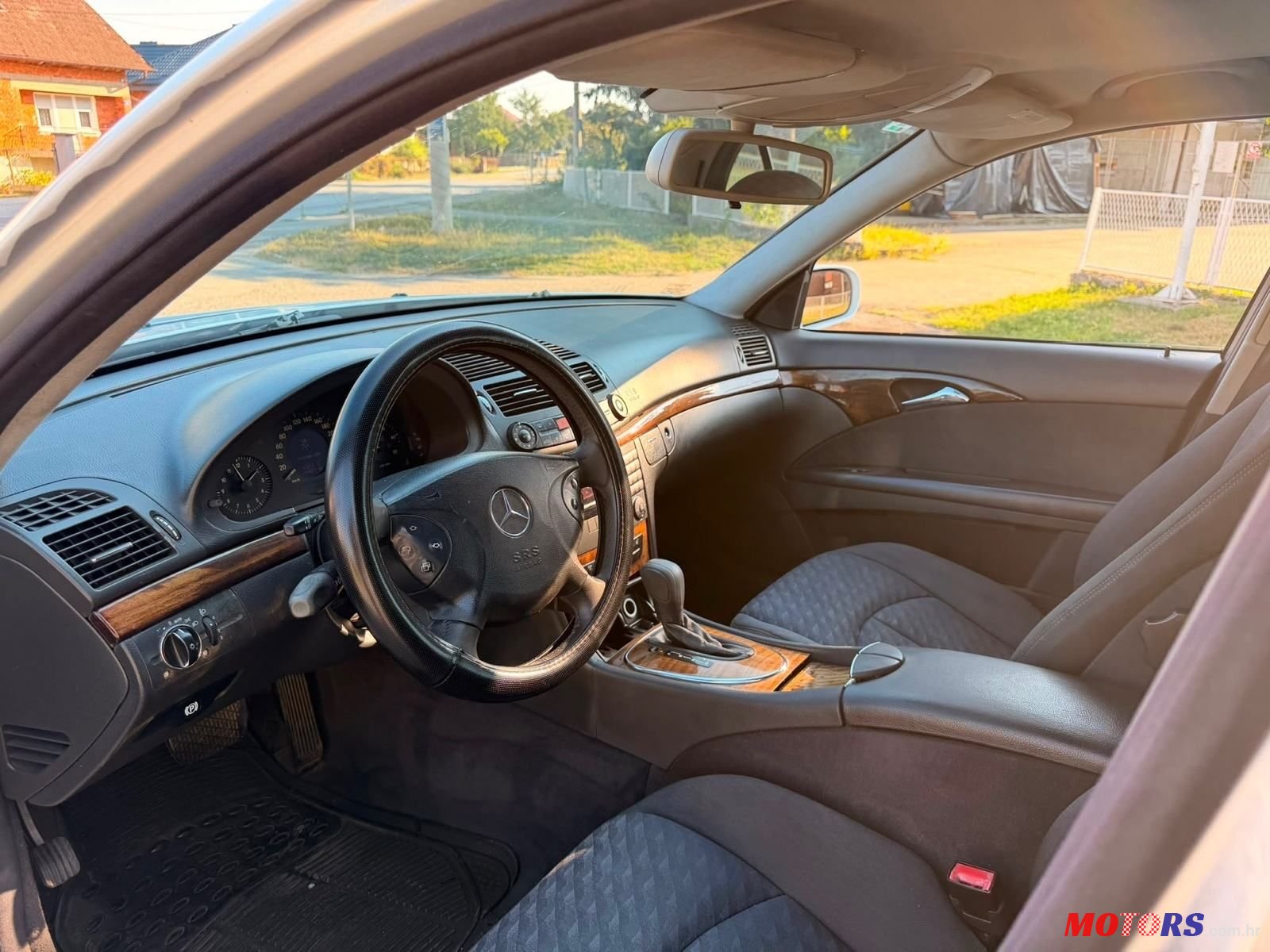 2003' Mercedes-Benz E-Klasa 220 Cdi photo #5