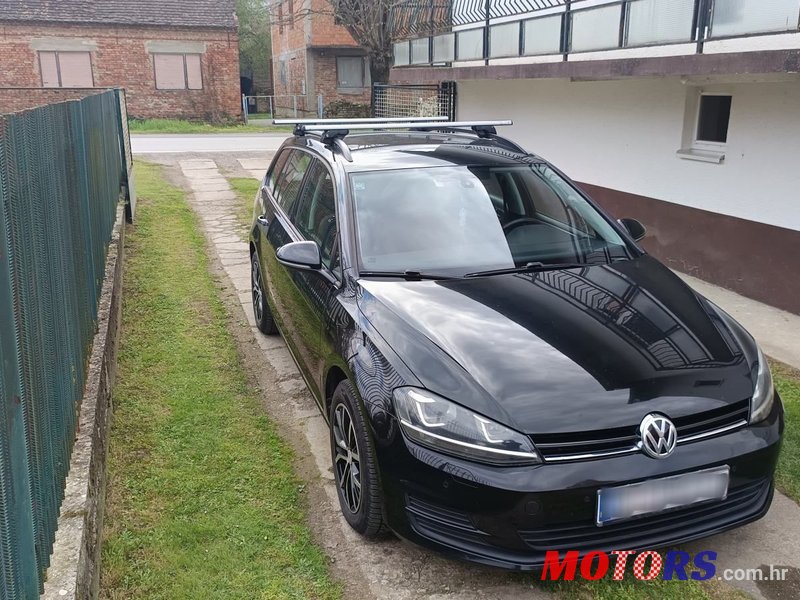 2014' Volkswagen Golf 7 Variant photo #2