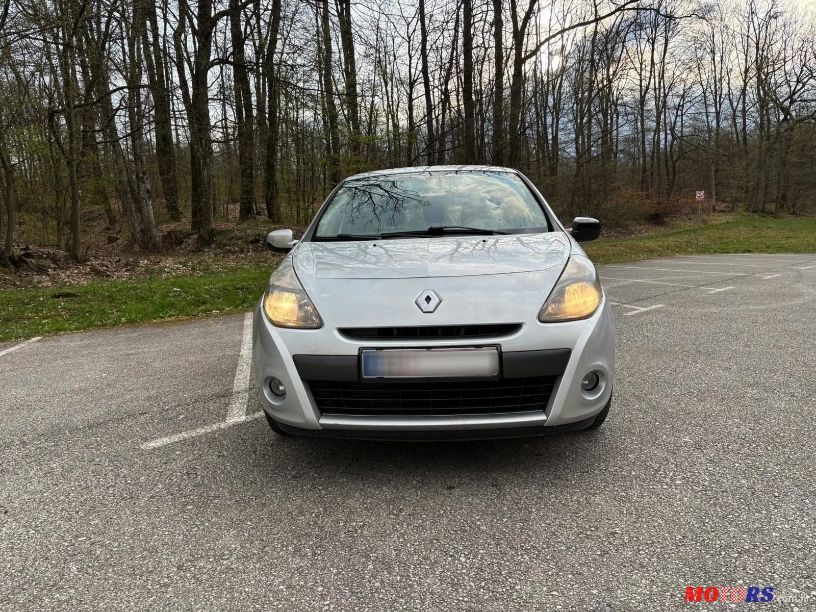 2009' Renault Clio 1,2 16V photo #2
