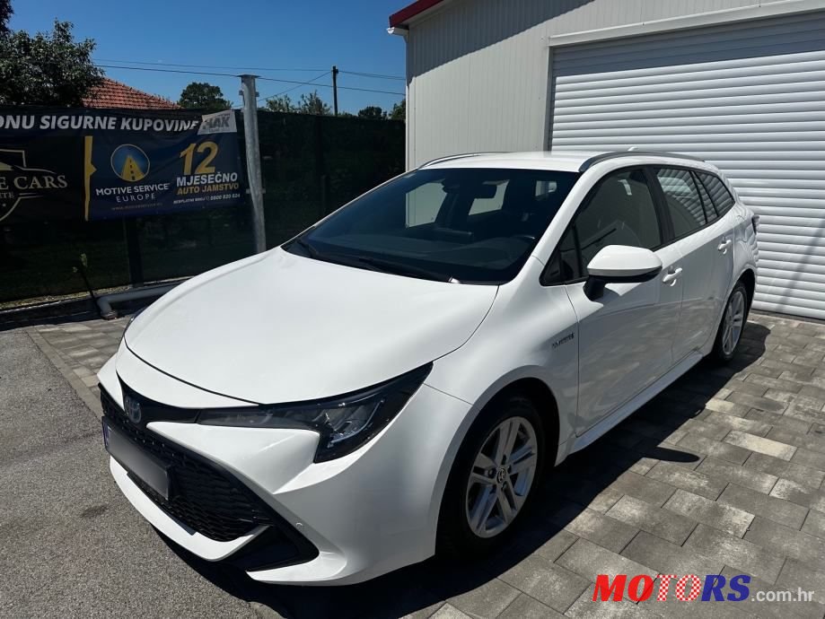 2020' Toyota Corolla Wagon photo #1