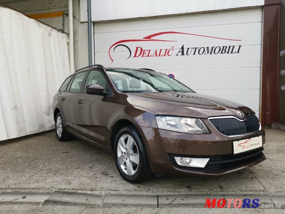 2015' Skoda Octavia Combi photo #2