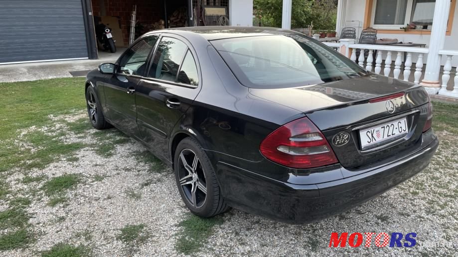 2002' Mercedes-Benz E-Klasa 220 Cdi Classic photo #3