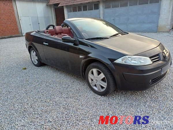 2004' Renault Megane 1,6 16V photo #1