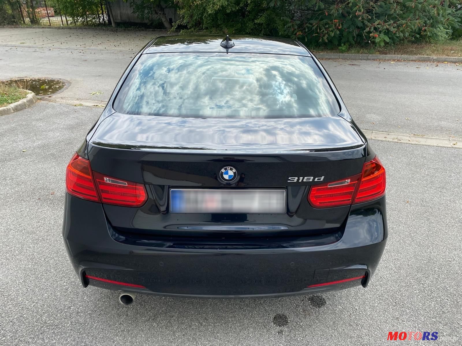 2014' BMW Serija 3 318D photo #5