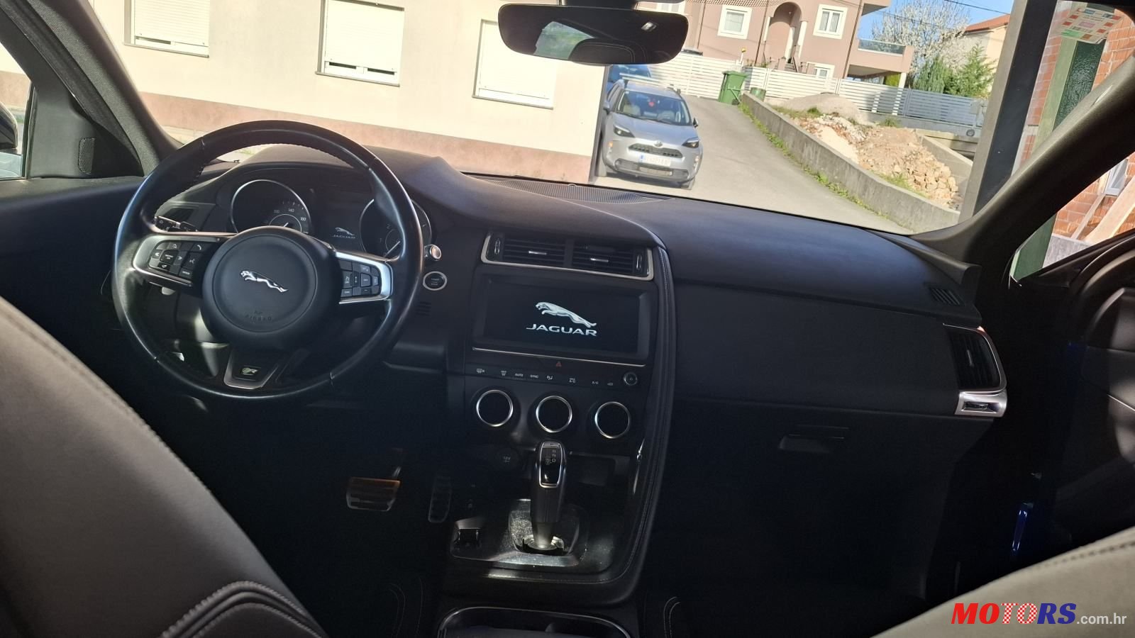 2018' Jaguar E-Pace Putnički photo #3
