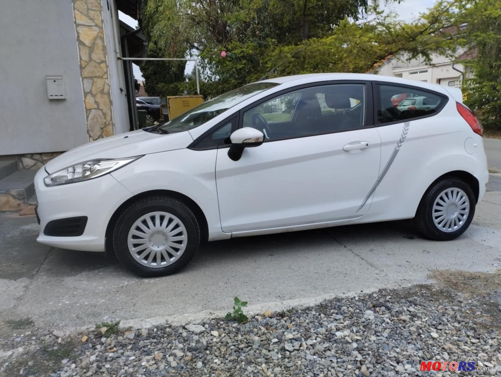 2015' Ford Fiesta 1,5 Tdci photo #2