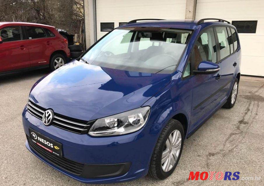 2010' Volkswagen Touran 1,6 Tdi photo #1