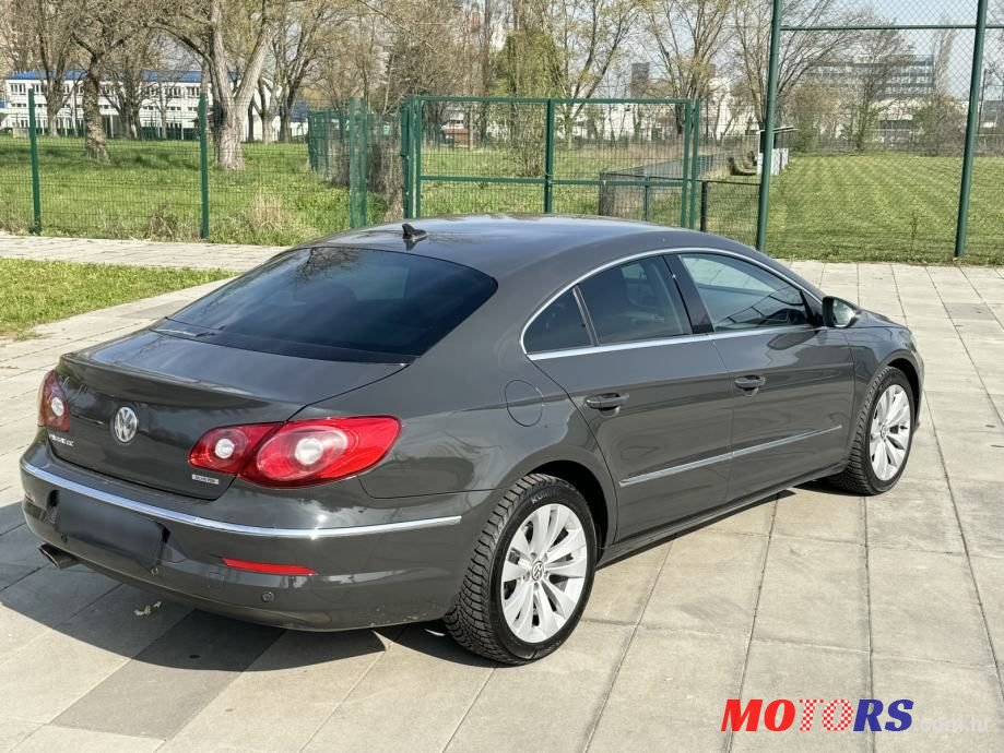 2011' Volkswagen Passat 2,0 Tdi photo #5