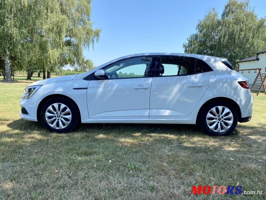 2019' Renault Megane photo #6
