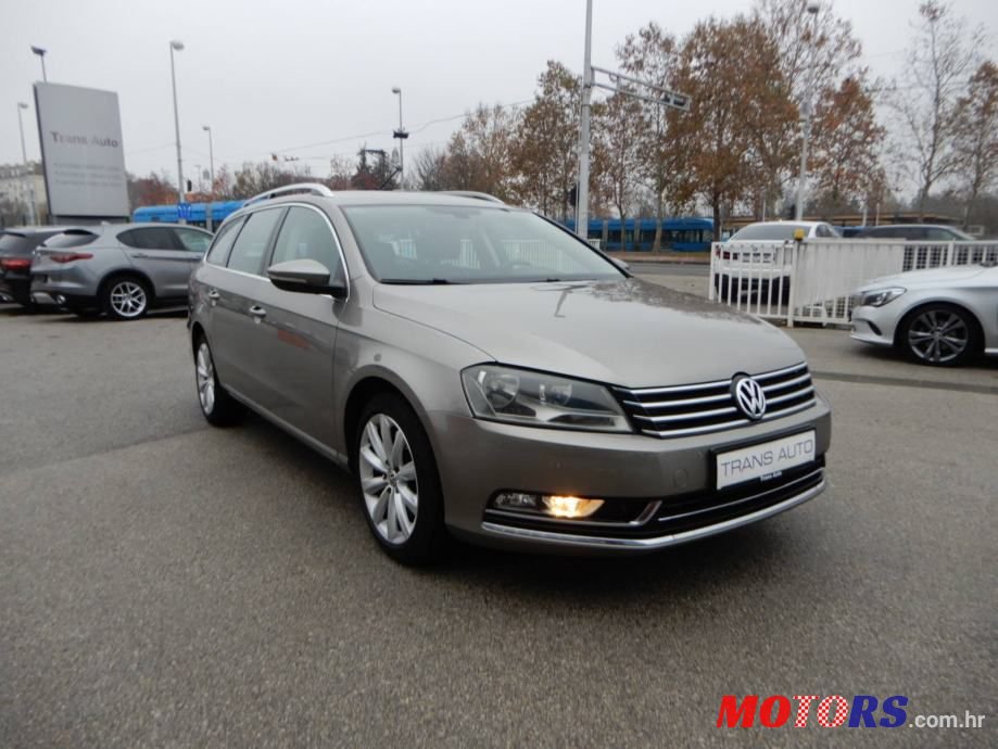 2012' Volkswagen Passat 1.6 Tdi photo #3