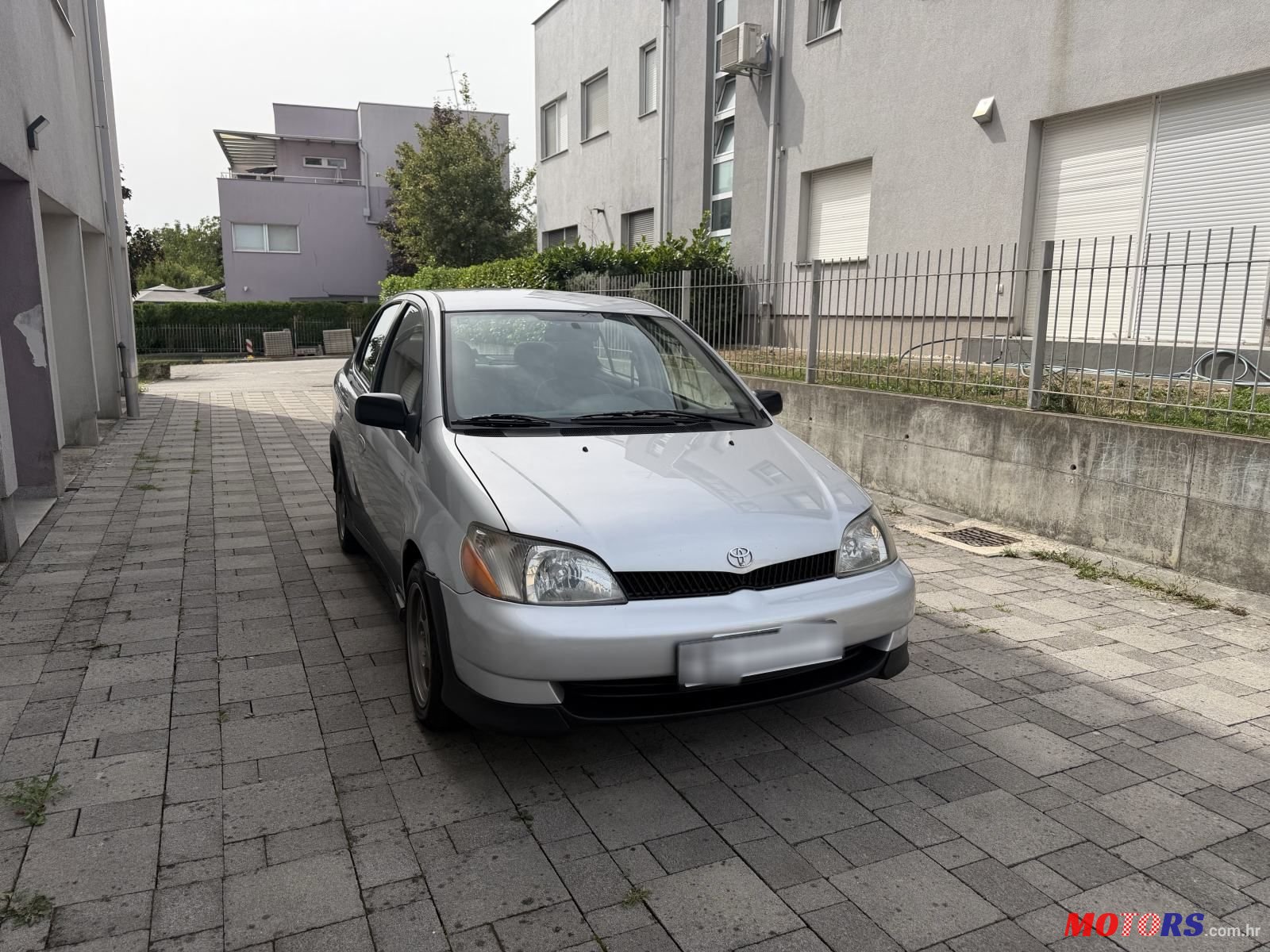 2002' Toyota Yaris 1,5 Vvt-I Ts photo #3