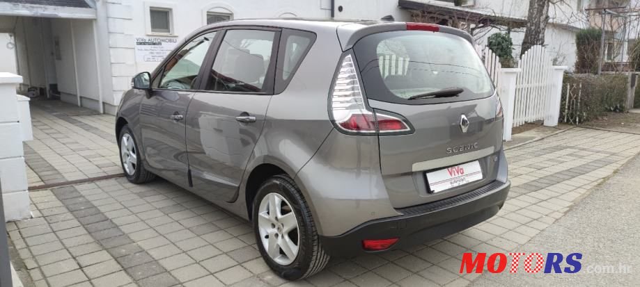 2013' Renault Scenic 1,5 Dci photo #3