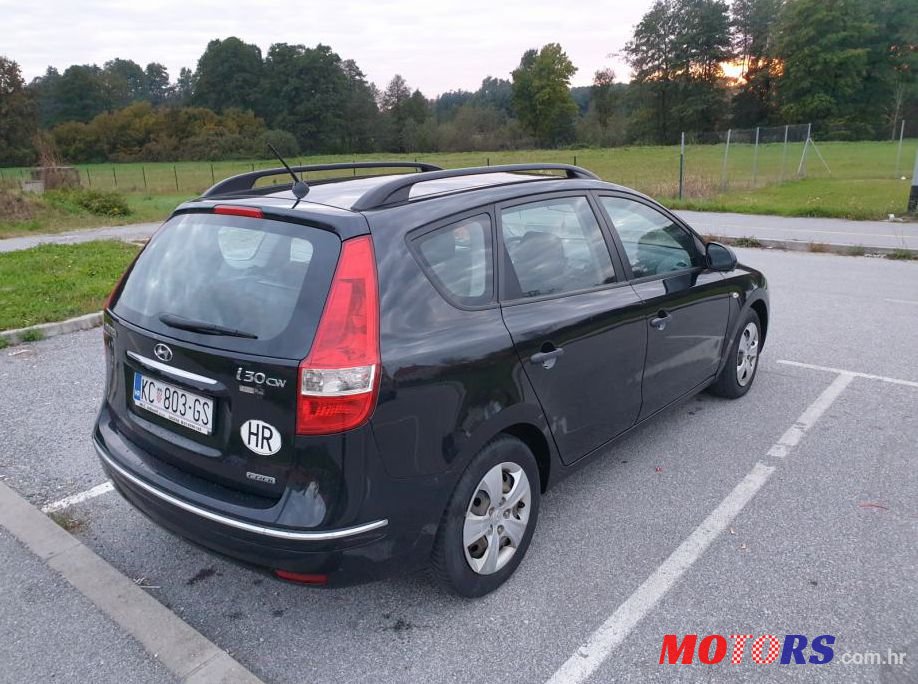 2009' Hyundai I30 1,6 Crdi photo #1