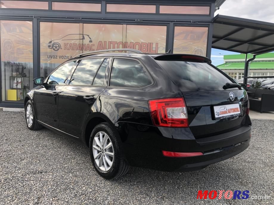 2017' Skoda Octavia Combi photo #6