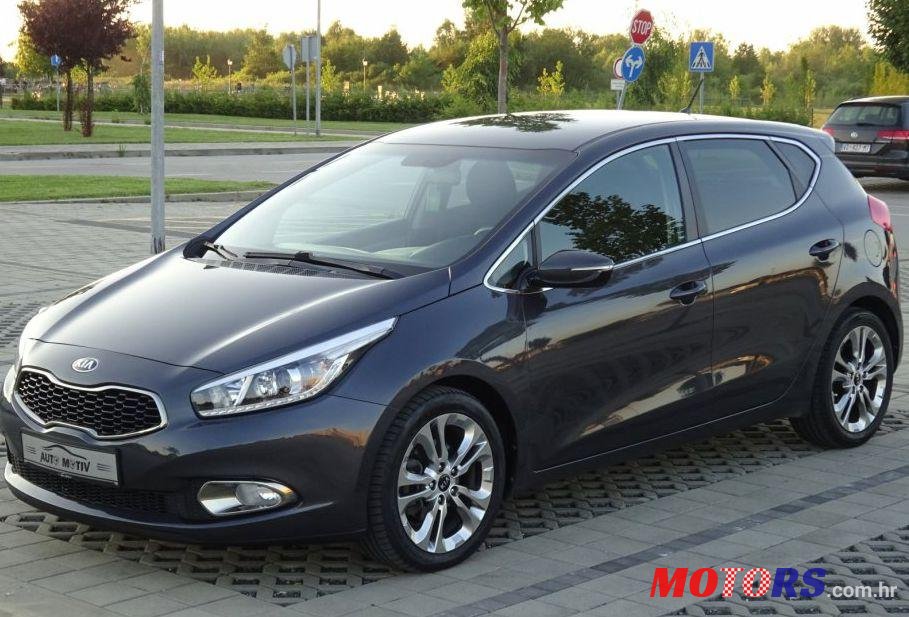 2013' Kia Ceed (Cee'D) 1,6 Crdi photo #1