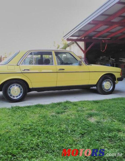 1980' Mercedes-Benz 123 240 photo #1