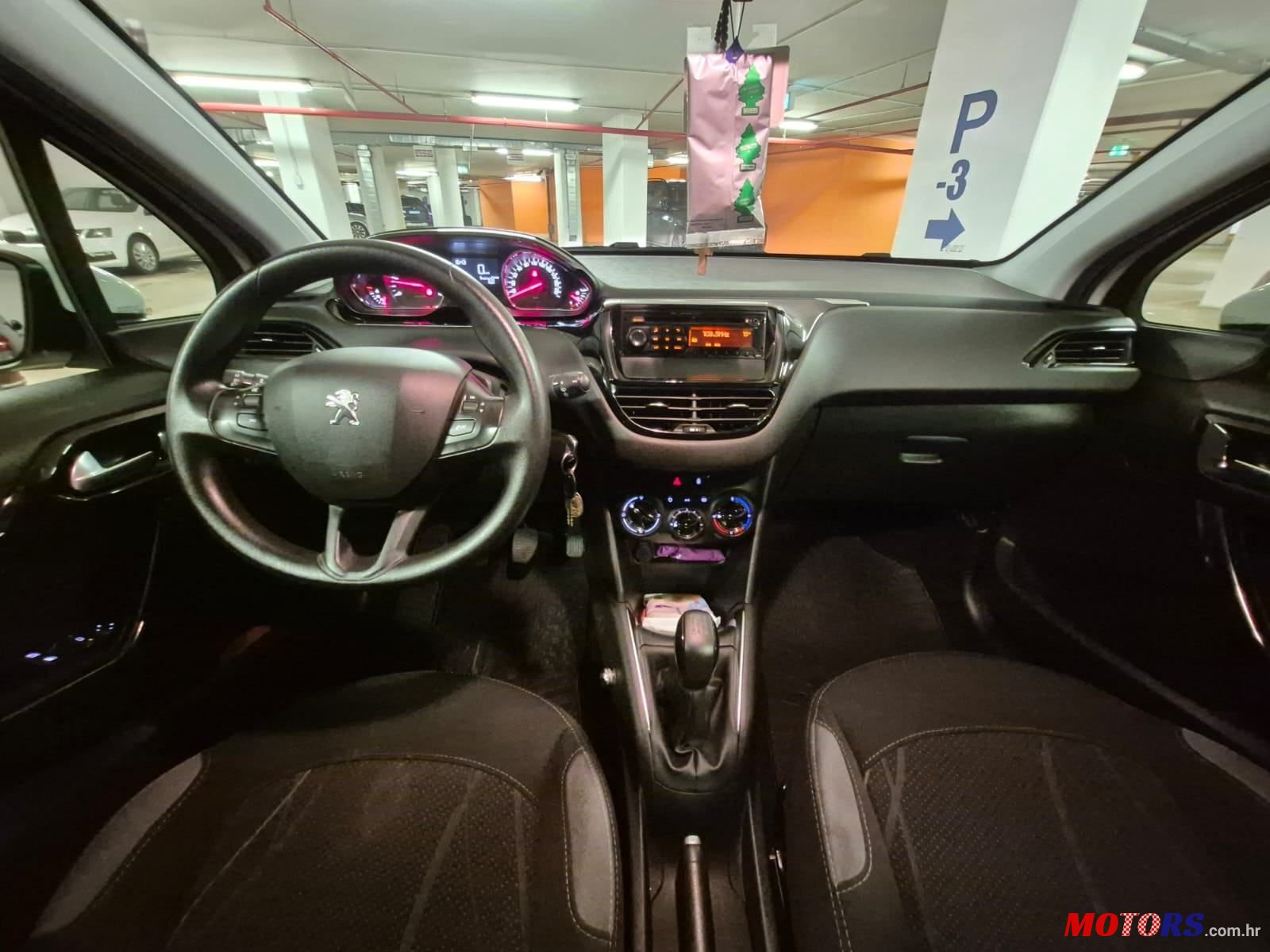 2013' Peugeot 208 1.4 Hdi photo #5