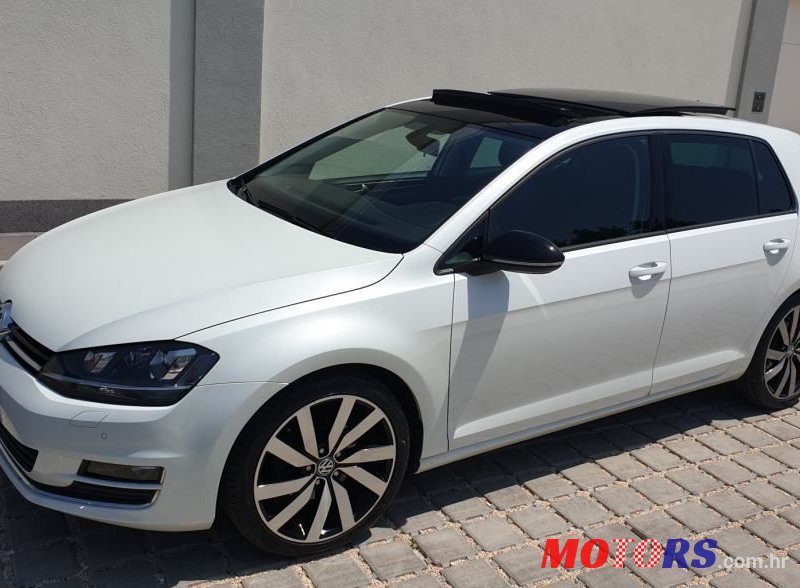 2014' Volkswagen Golf VII 2,0 Tdi Dsg photo #2