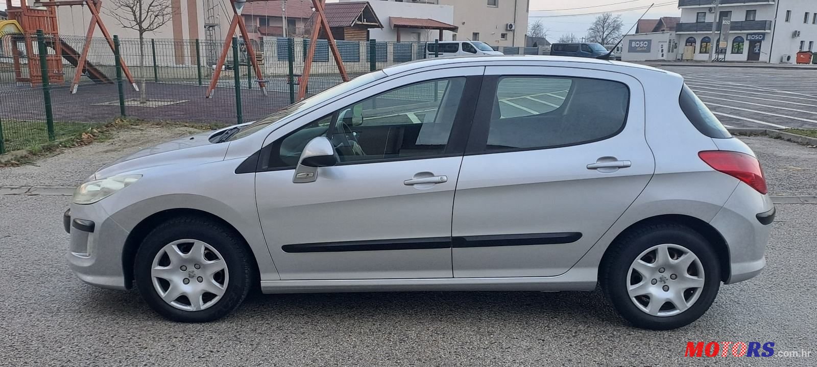 2008' Peugeot 308 photo #6