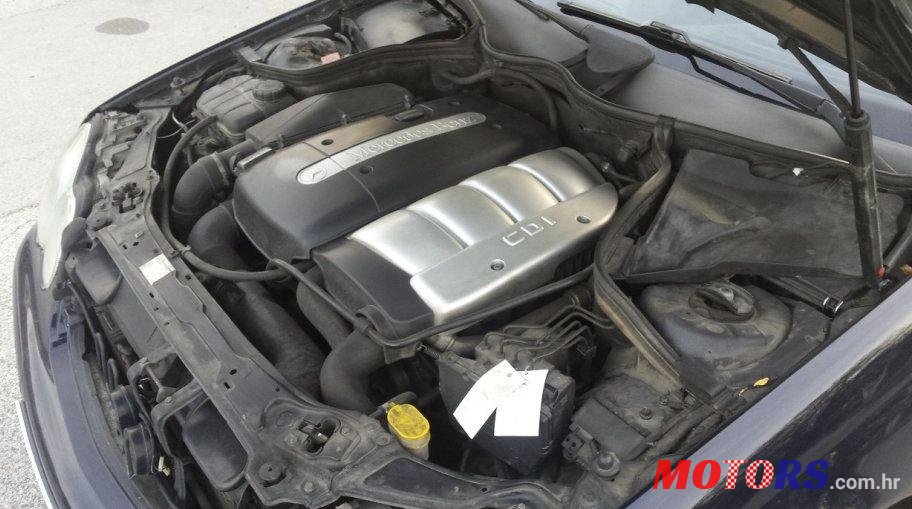 2000' Mercedes-Benz C-Class photo #2