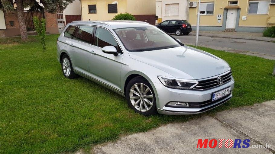 2015' Volkswagen Passat Variant photo #5