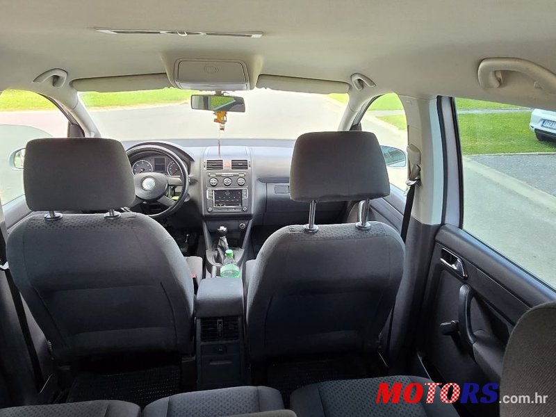 2006' Volkswagen Touran 1,9 Tdi photo #4