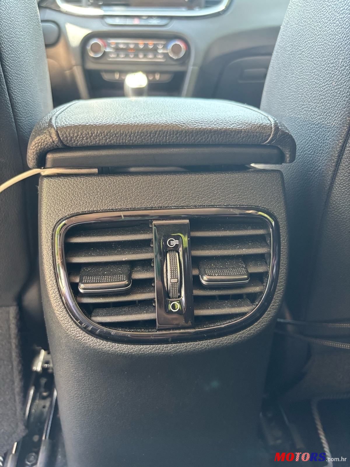 2020' Kia XCeed 1.0 T-Gdi photo #3