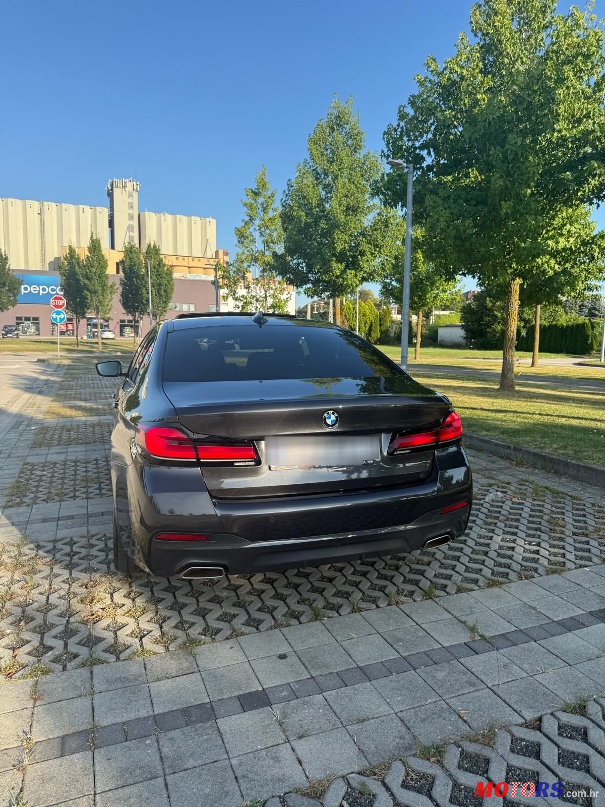 2023' BMW Serija 5 520D photo #5