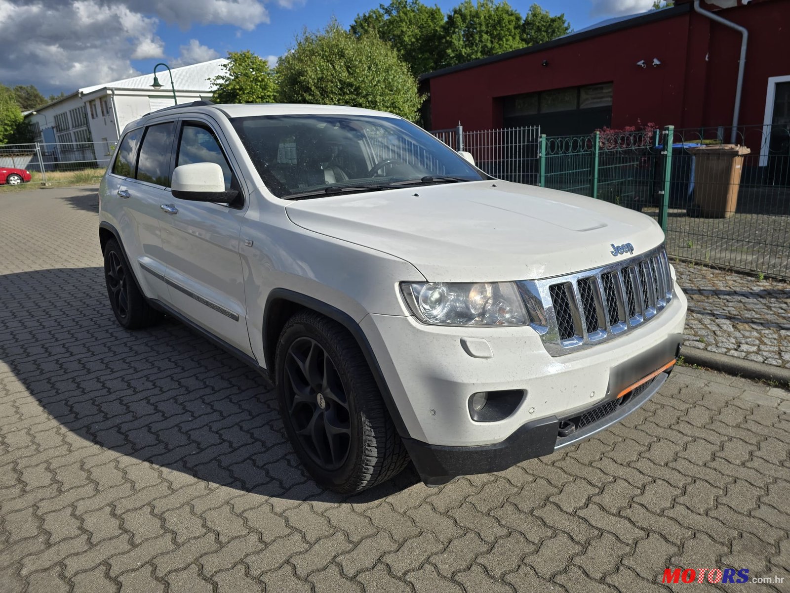 2011' Jeep Grand Cherokee OverLand photo #1