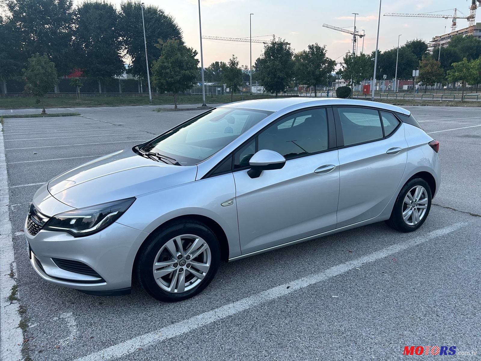 2017' Opel Astra 1.6 Cdti photo #3