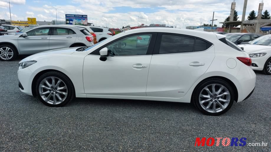 2016' Mazda 3 G100 photo #3