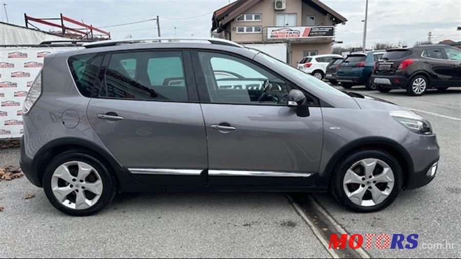 2014' Renault Scenic Dci 130 photo #3