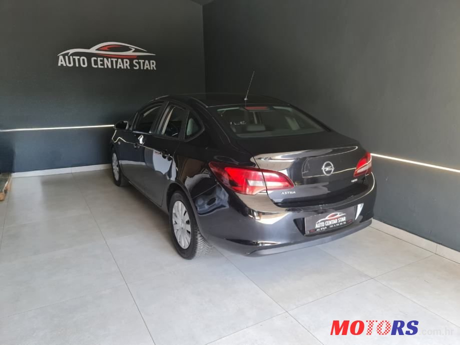 2017' Opel Astra 1.6 Cdti photo #6