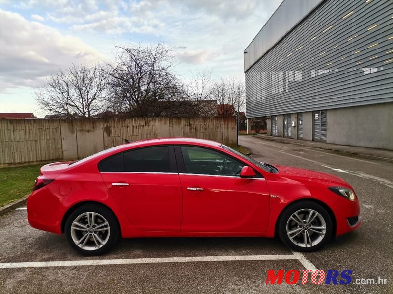 2014' Opel Insignia photo #4