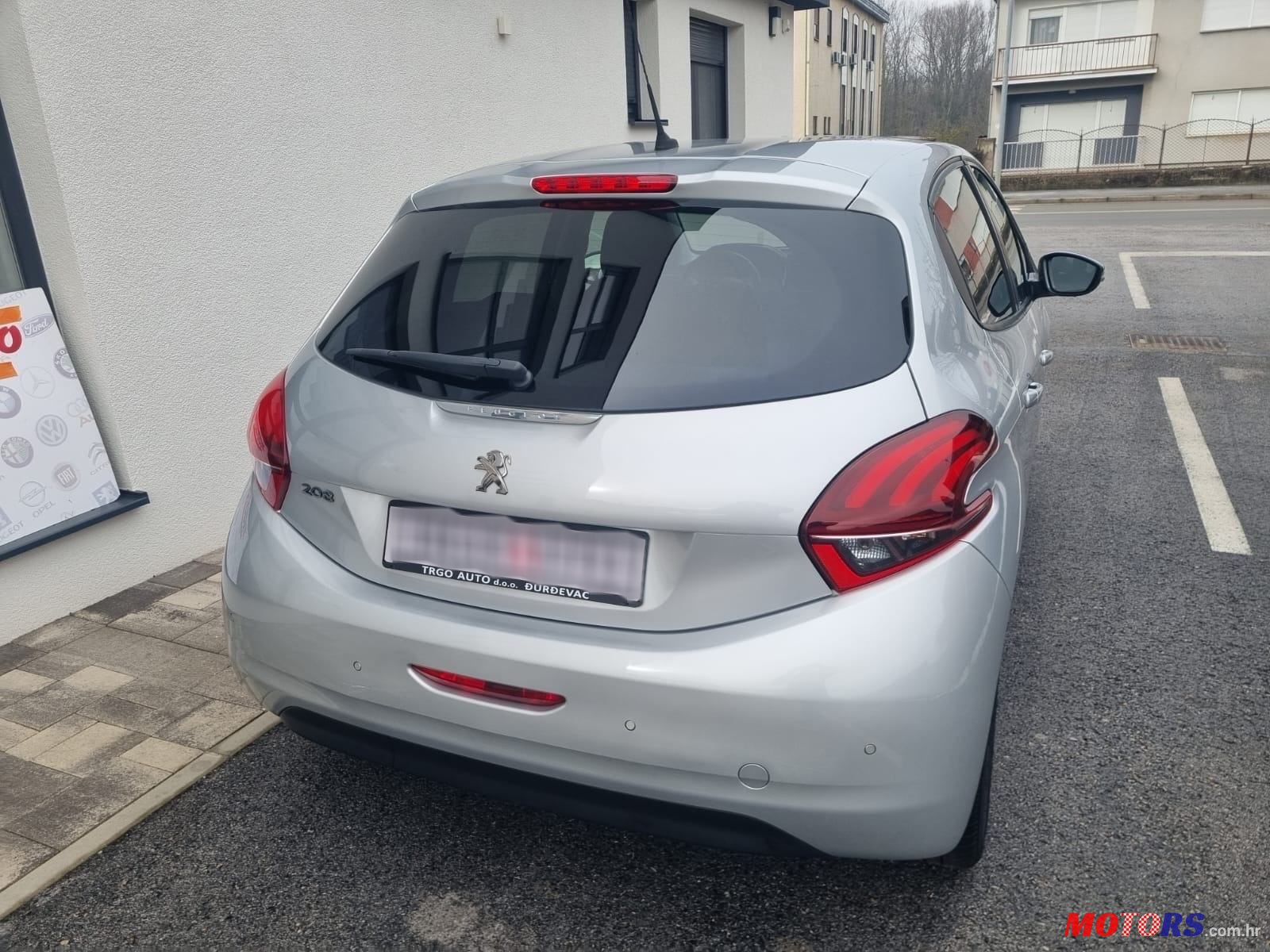 2018' Peugeot 208 1,2 photo #5