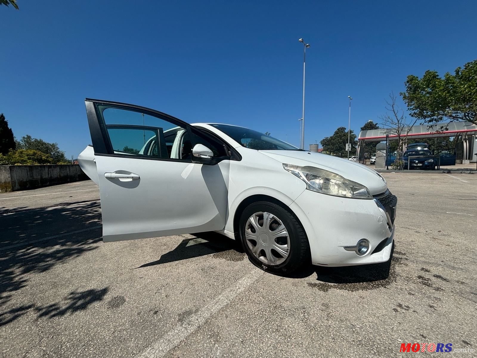 2015' Peugeot 208 1,4 Hdi photo #4