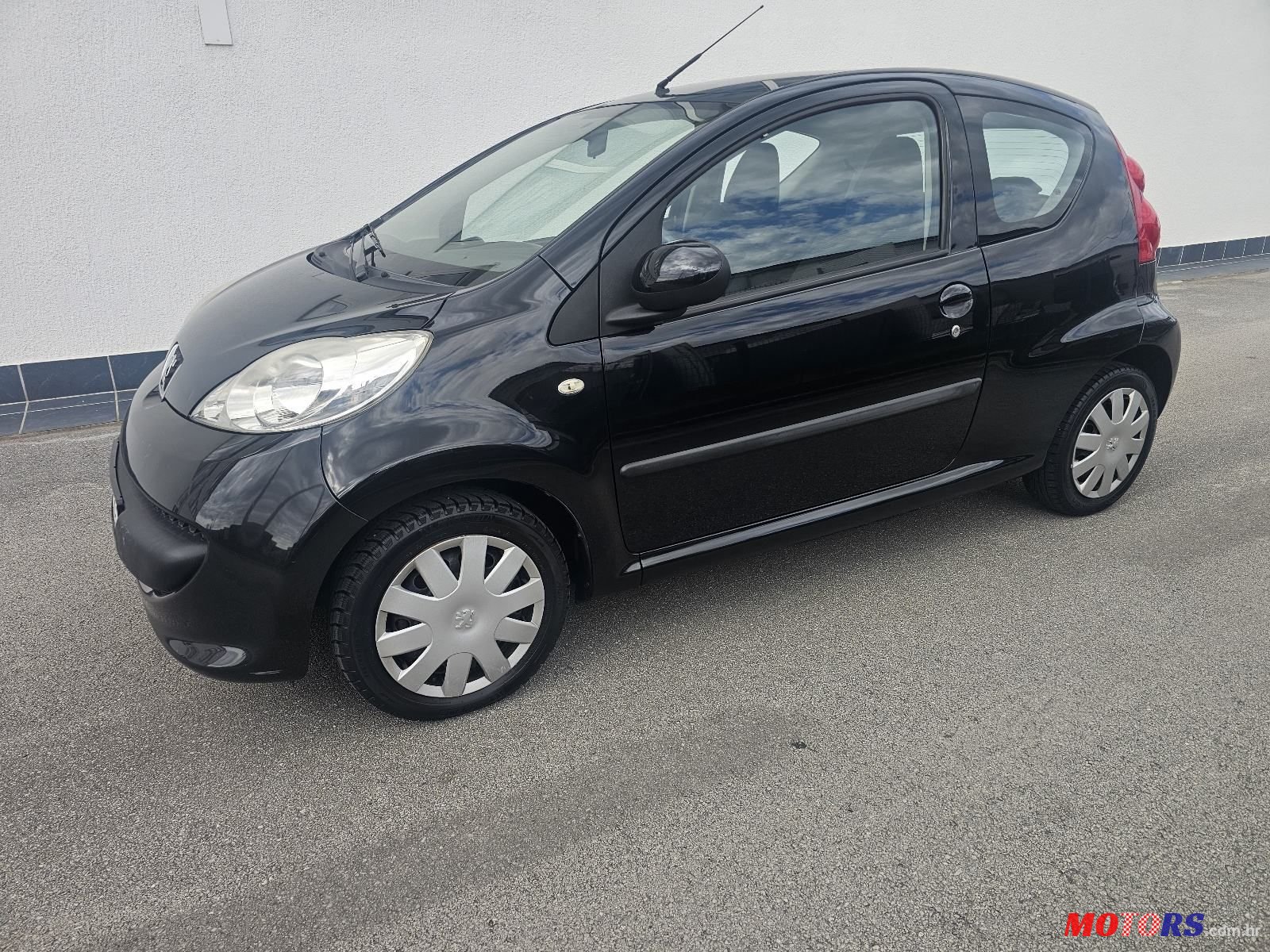 2007' Peugeot 107 1,0 Benzin photo #2