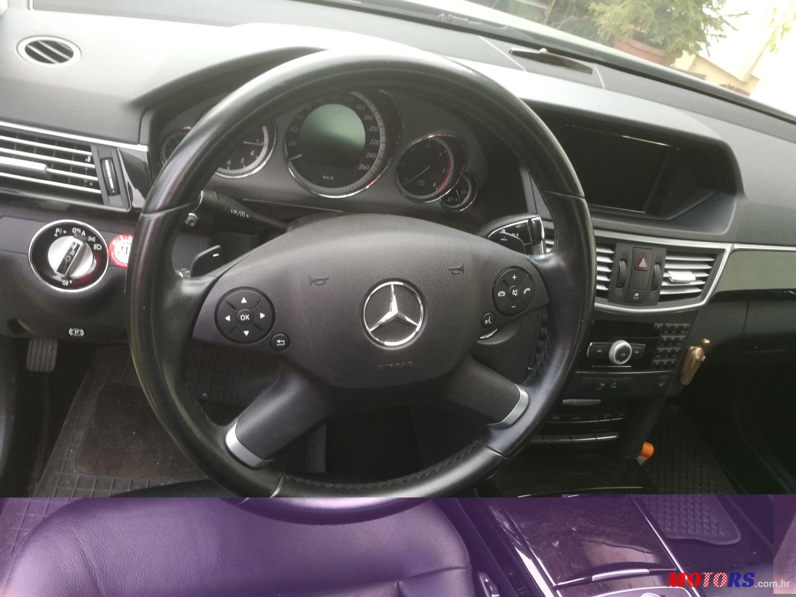 2009' Mercedes-Benz E-Class 350 cdi avangarde Blue efficie photo #3