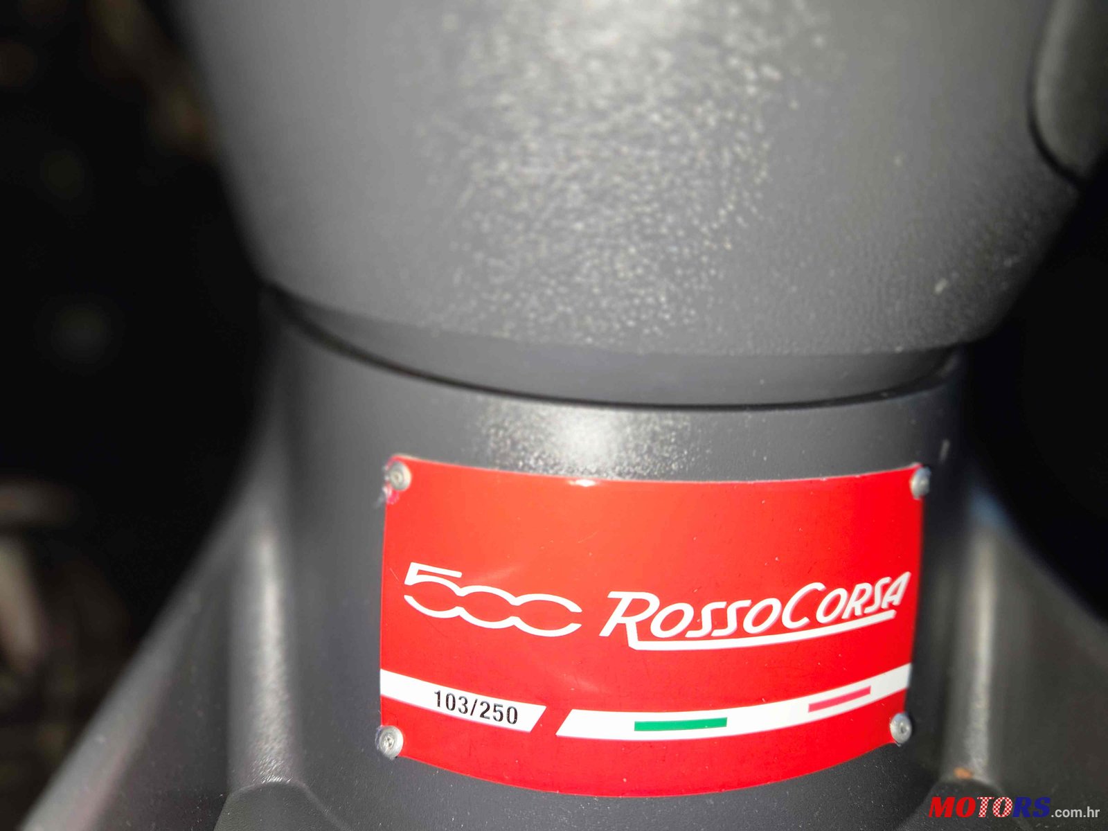 2011' Fiat 500 1.4 16V SPORT FERRARI EDITION photo #6