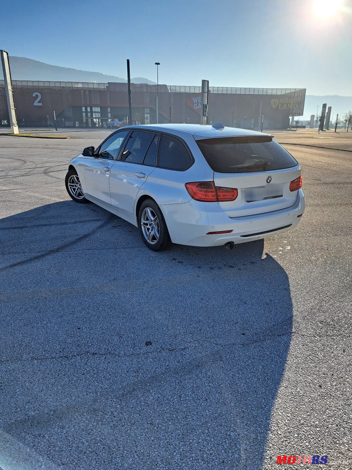 2014' BMW Serija 3 318D photo #2