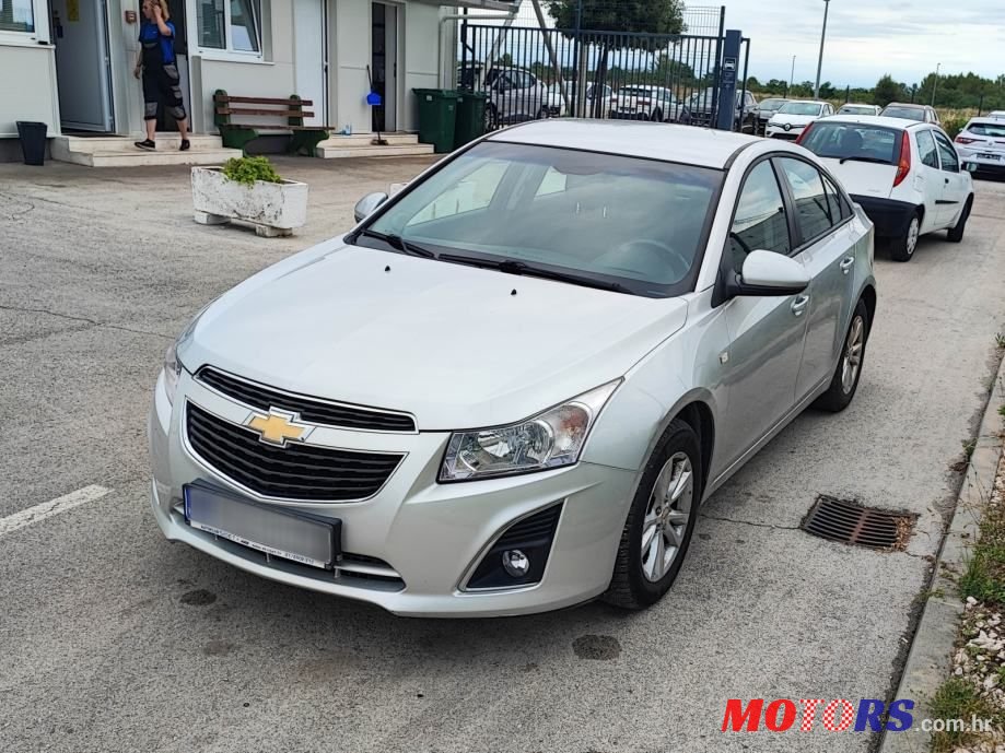 2013' Chevrolet Cruze 1,6 Ls+ photo #2