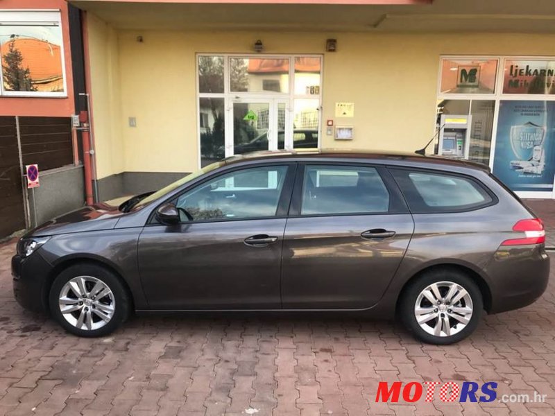 2016' Peugeot 308 Sw photo #3