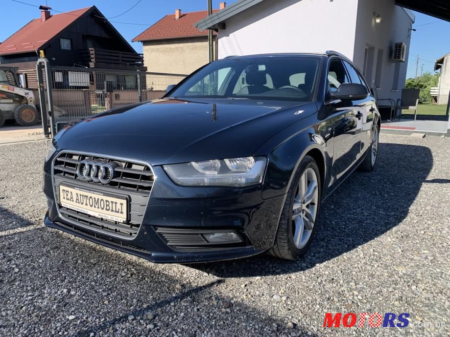 2013' Audi A4 Avant photo #1