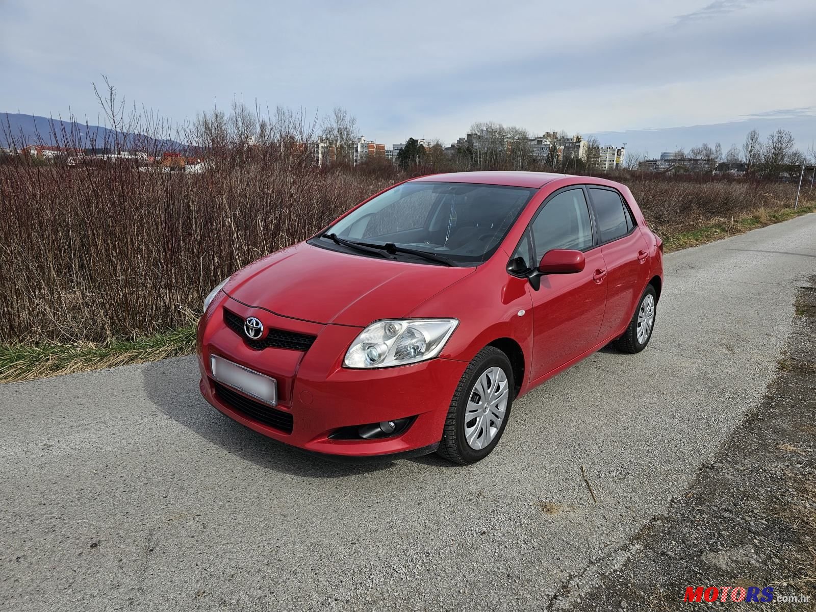 2008' Toyota Auris 1,6 Vvt-I photo #2