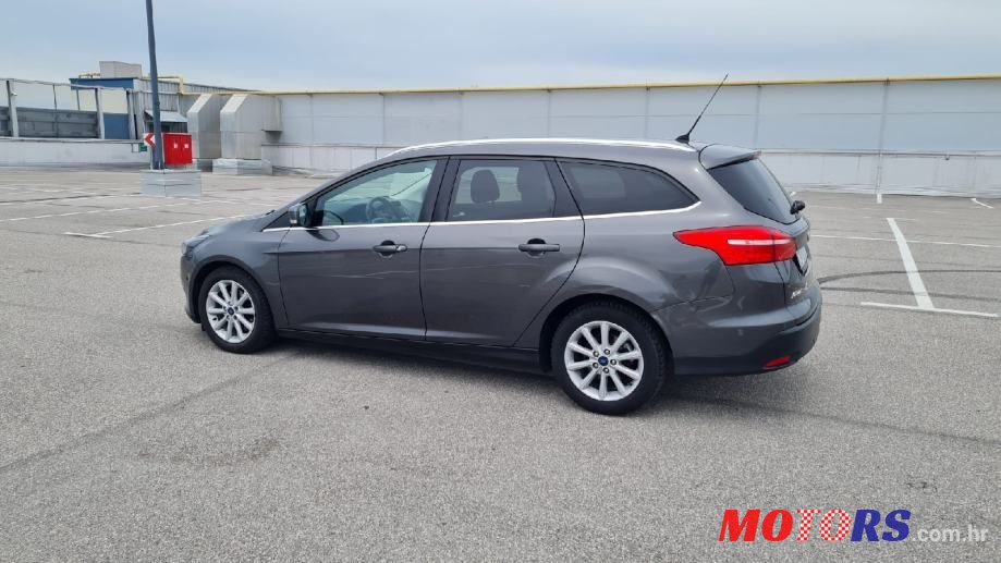 2015' Ford Focus Karavan photo #5