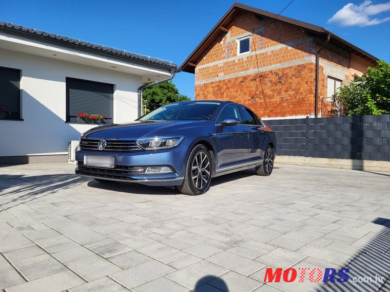 2016' Volkswagen Passat photo #3