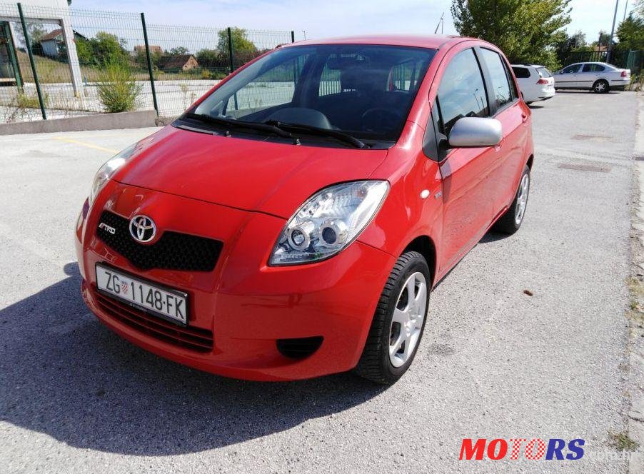 2007' Toyota Yaris 1,0 Vvt-I photo #1