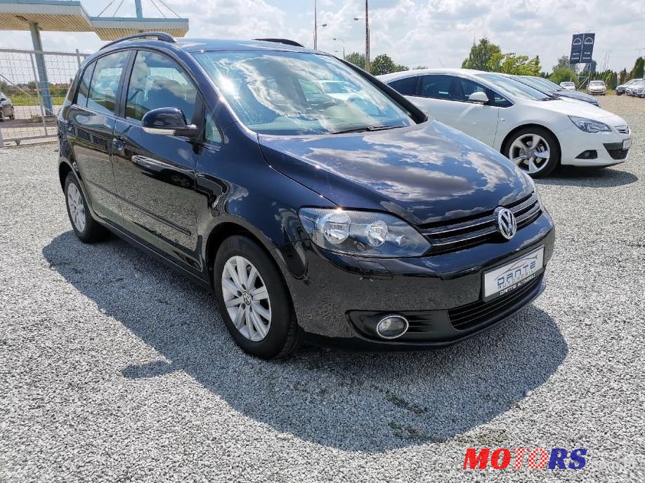 2011' Volkswagen Golf Plus 1,6 Tdi photo #1