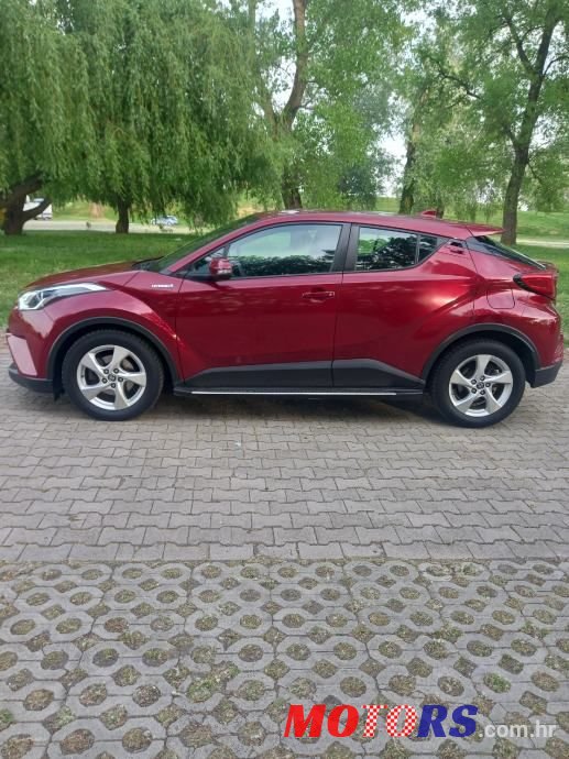 2018' Toyota C-HR Hybrid photo #1